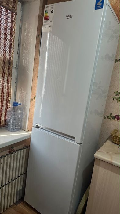 Холодильник в хорошем состоянии