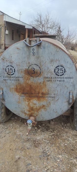 Сув ёмкость сотилади сгими 3тонна ишга таййор