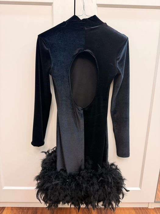 Вечерна рокля Rebrand с пера