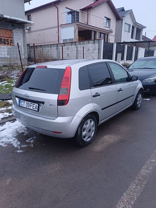 Vănd ford fiesta 1.4dci