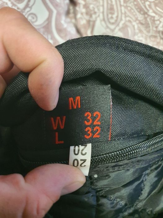 Pantaloni motocicleta
