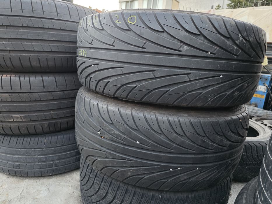 2бр Летни гуми 245 40 20 - Nankang