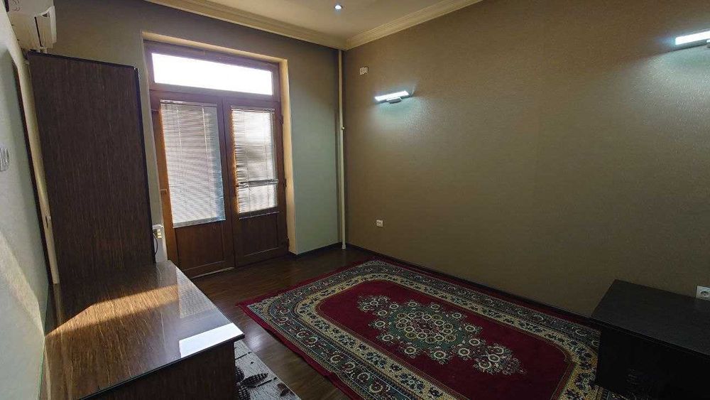 Просторная 4-комн. 176 м², кирпичный дом, 2 санузла`
