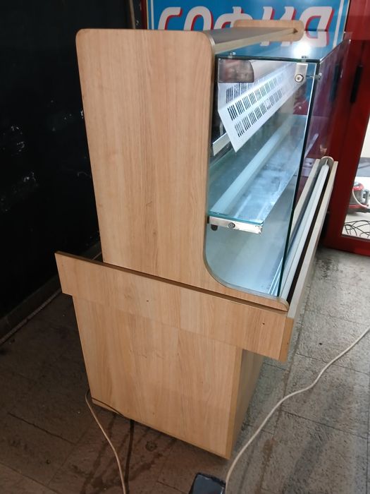 Хоризонтална хладилна витрина