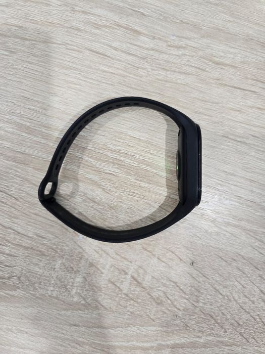 часы.  mi band 7