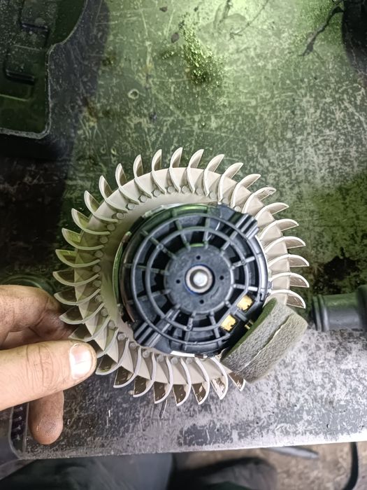 Кобальт моторчик печки