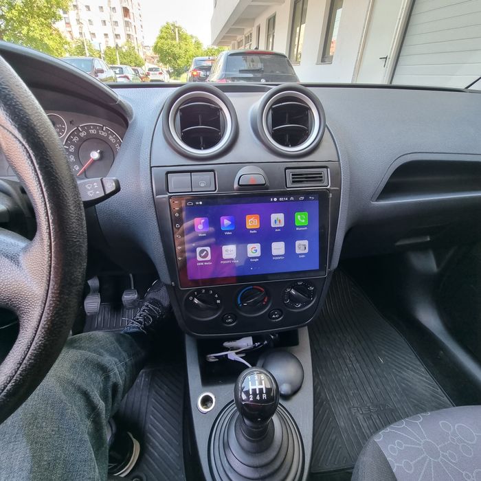 Navigatie Android Ford Fiesta Waze YouTube GPS casetofon