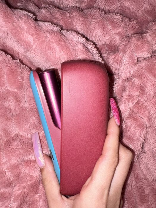 iqos iluma one roz personalizat