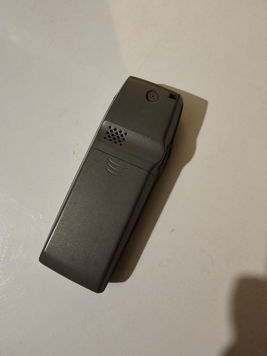 Мобильный телефон SONY CMD-J7