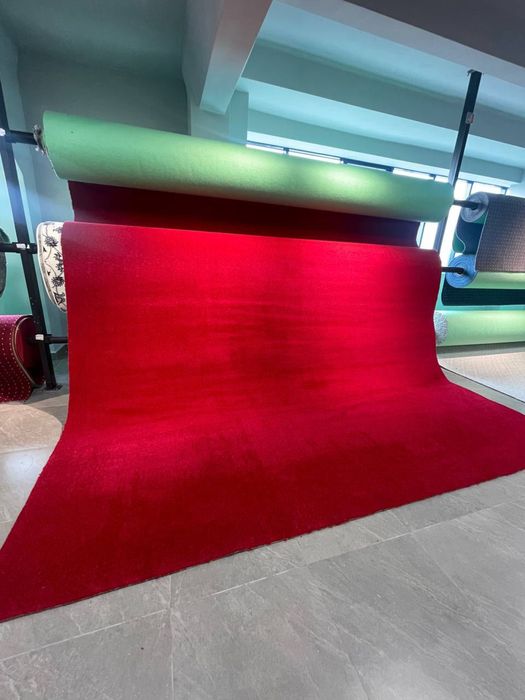 Ковролин красная дорожка в наличии
