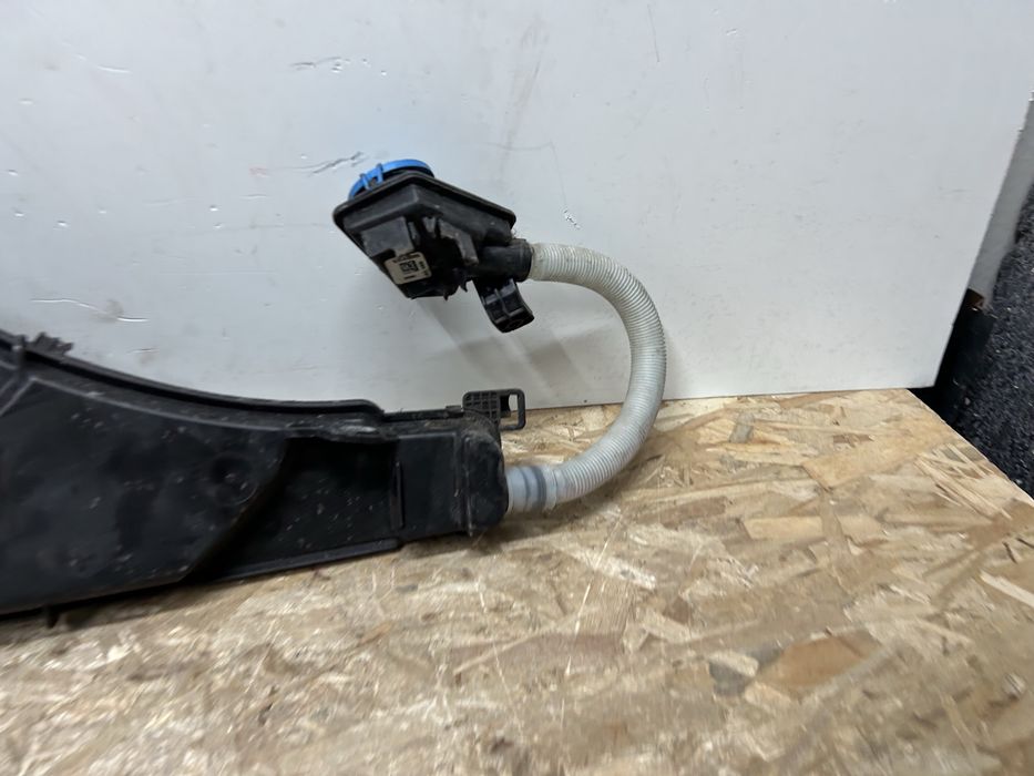 Vas lichid parbriz bmw X3 G01 X4 G02