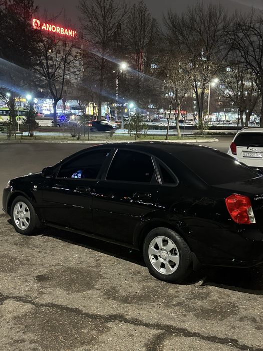 Продам Chevrolet Gentra, 2022-23, Qora, A/T, Lyuk, Abs.