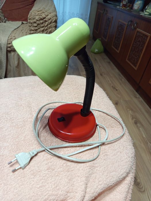 Продавам нощни лампи