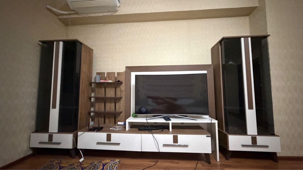 Продам гостинную мебель