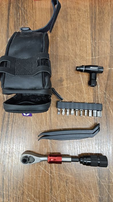 Продам мультитул для велосипеда