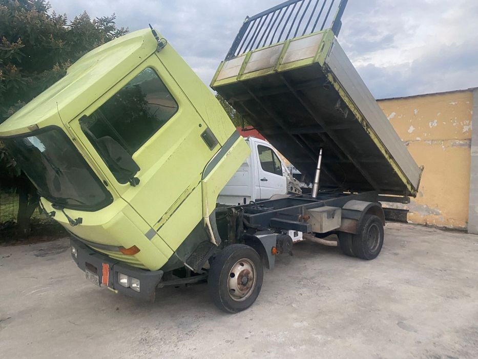 Vând nissan l35  3.5t
