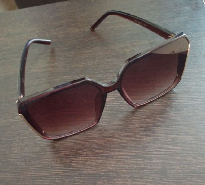 Женские солнцезащитные очки