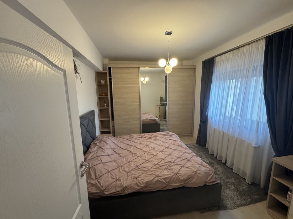 Apartament 3 camere - de inchiriat