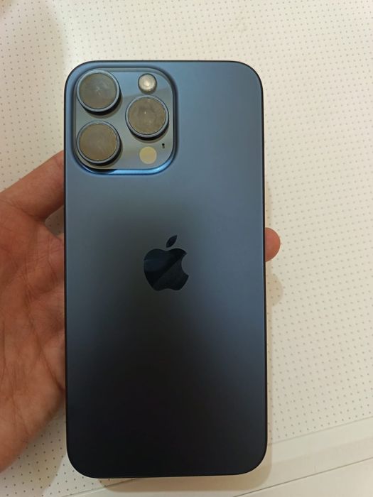 Продам iPhone 15 Pro Max