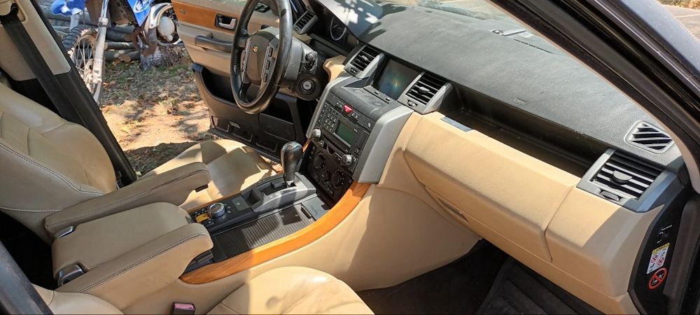 Range Rover sport 3.6 TDV 272K.C