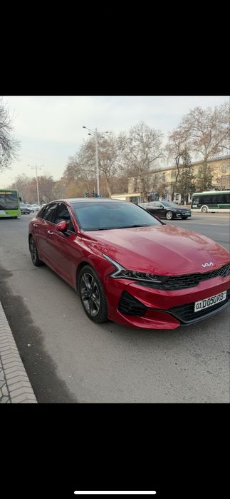 Kia k5 jitilayin Plus eng fulli oq salon 2022 yil