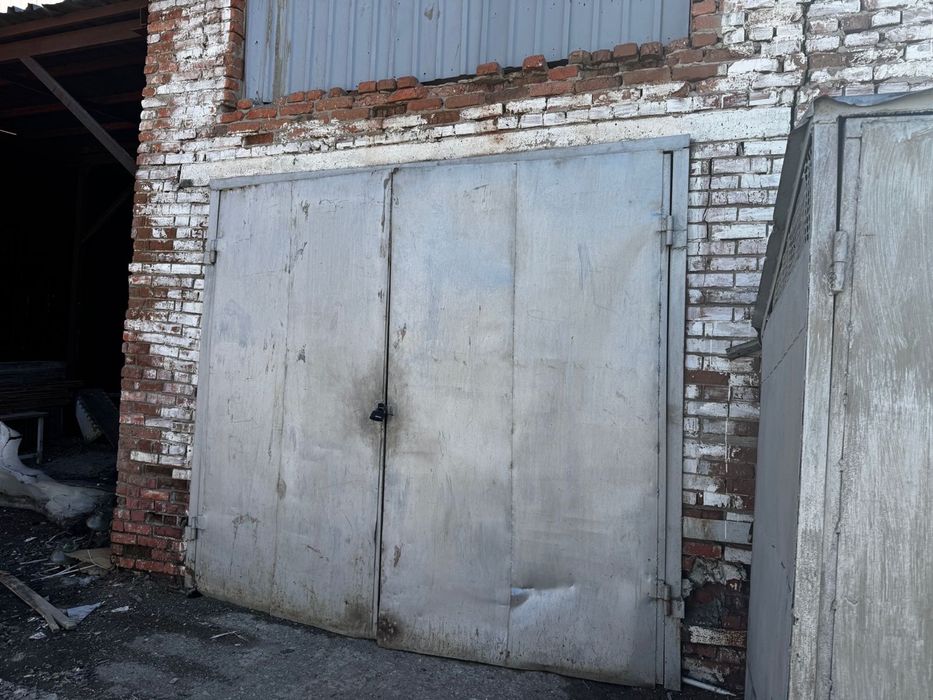 В мегастрое сдаются склады офисы