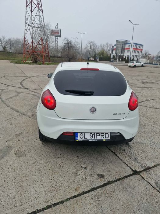 Vând Fiat bravo  din 2011