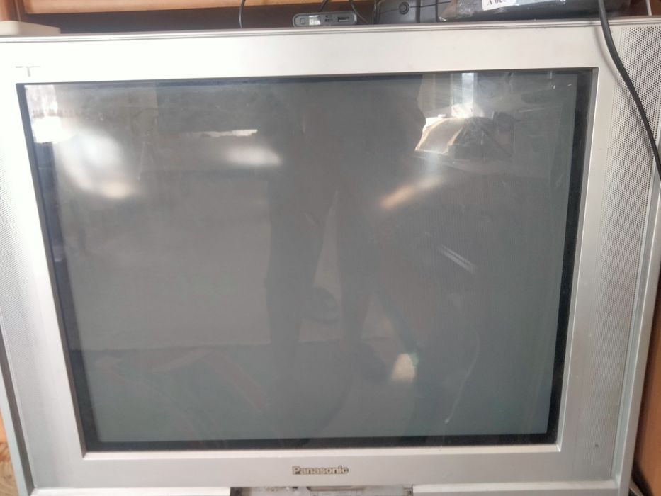 Продам телевизор