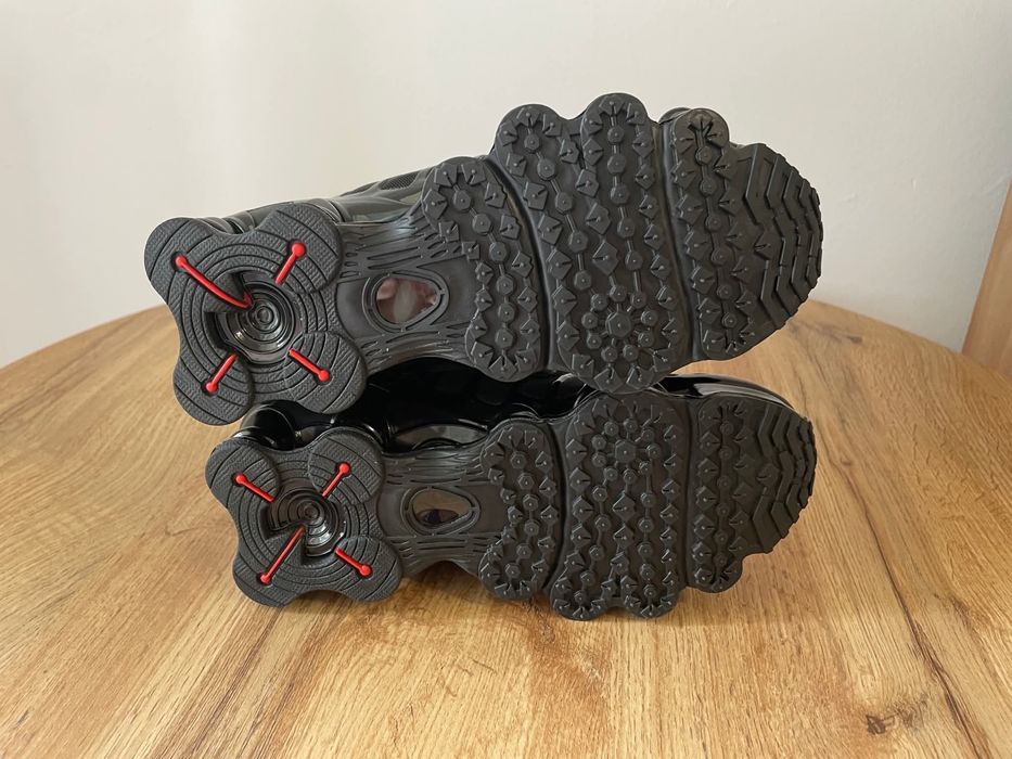 Adidasi NIKE Shox nr 39 - 43