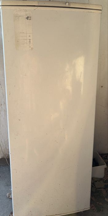 Продам холодильник б/у рабочий