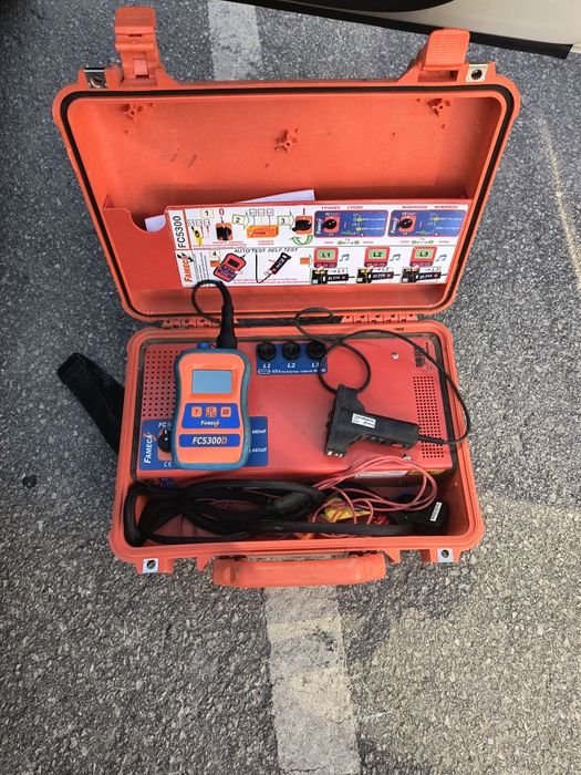 Инструмент за електрически инсталации Откриване на кабел.Идентификатор