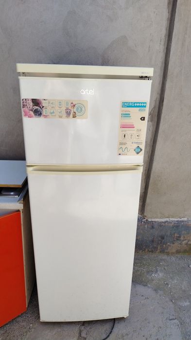 Холодильник сотилади ARTEL