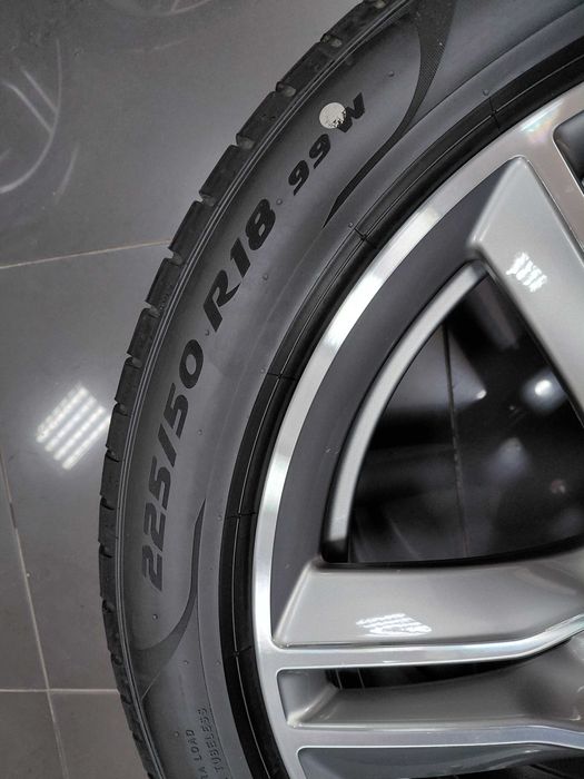 18” BMW Джанти Style 570 M Летни Гуми Датчици X1 F48 U11 U12 X2 F39