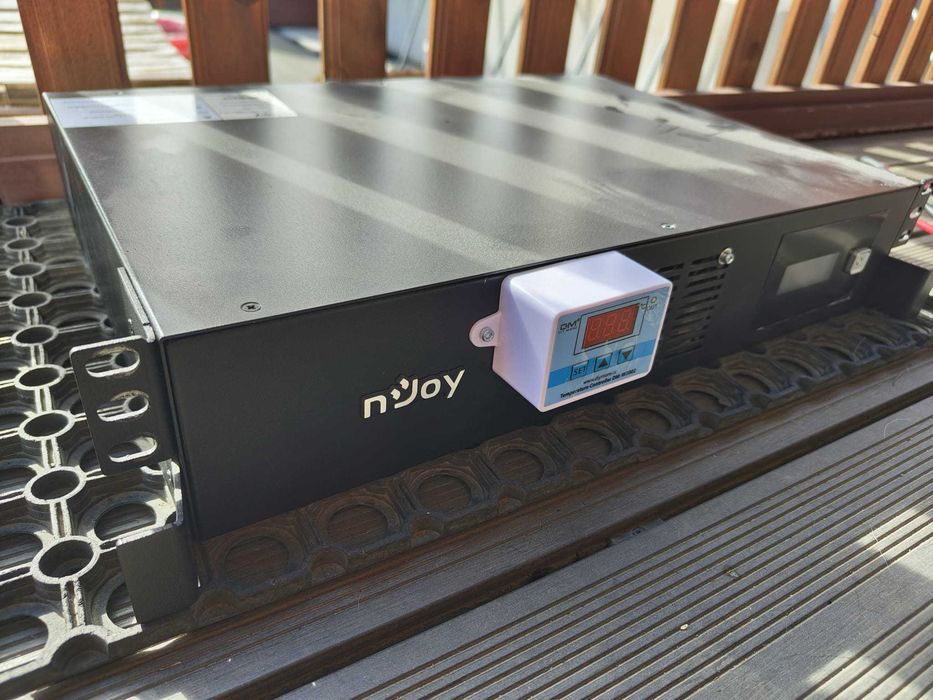 Vand UPS rackabil nJoy 1200w