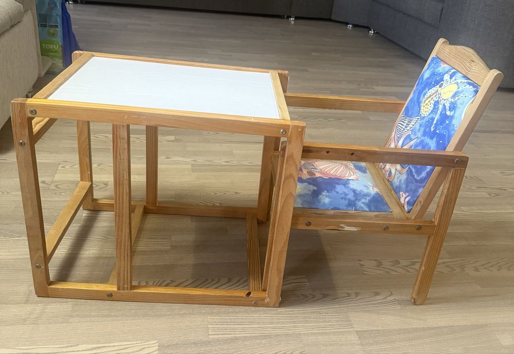 Детский столик трансформер