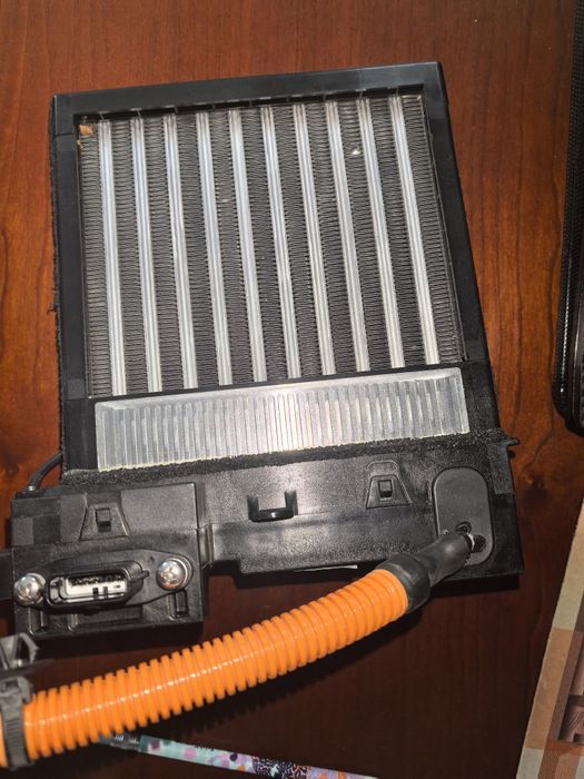 Електрически радиатор парно Dacia Spring