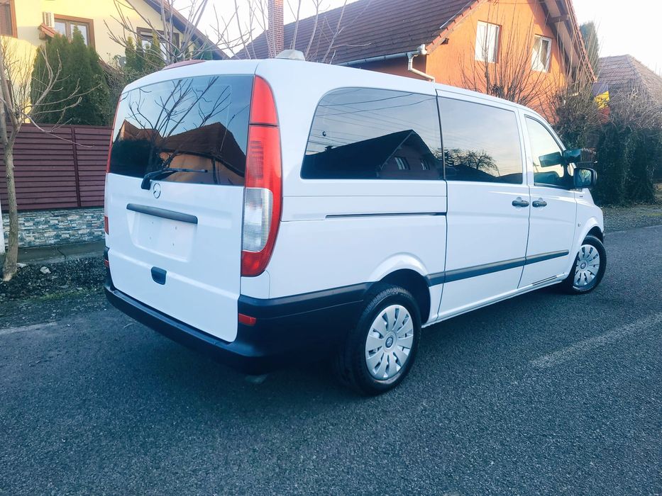 Mercedes-Benz Vito 8+1 Extralung transport persoane