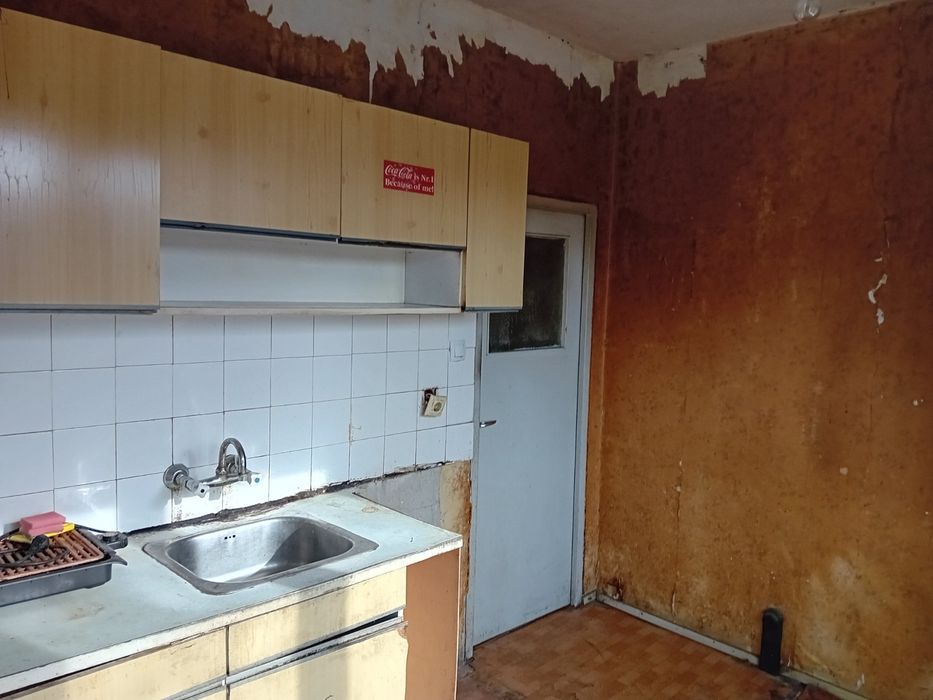 Продава се Едностаен апартамент в София, Лагера - 44 кв.м за 2086 €/кв.м - Снимка #2