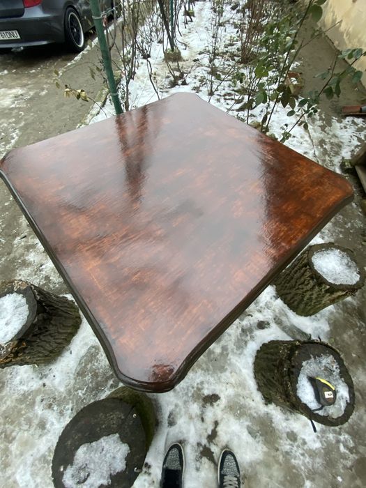 Vînd masă lemn masiv