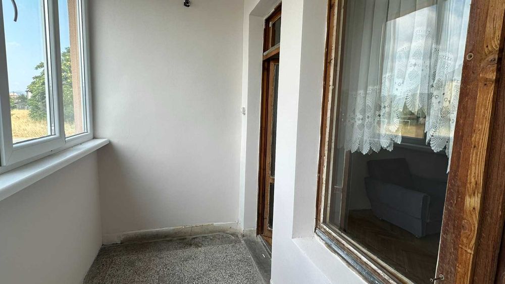 Продава се Тристаен апартамент в Карлово - 108 кв.м за 973 €/кв.м - Снимка #6