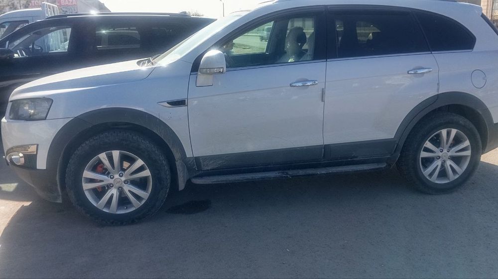 Captiva 2 poz.avtomat korobka. Holati ideal