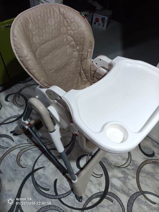 Продаётся децкий стул.