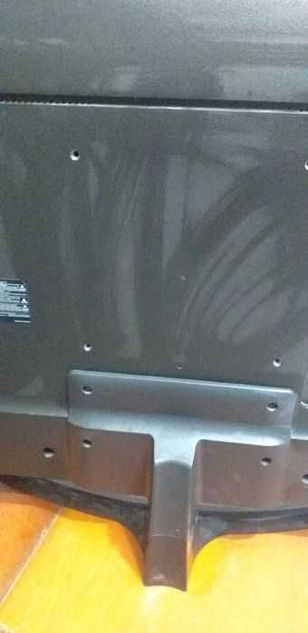 TV led LG 43UJ634V display fisurat