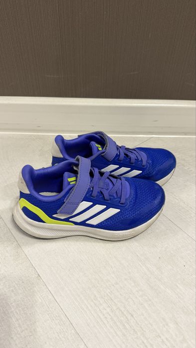 Кроссовки Adidas 30 и 33 рр