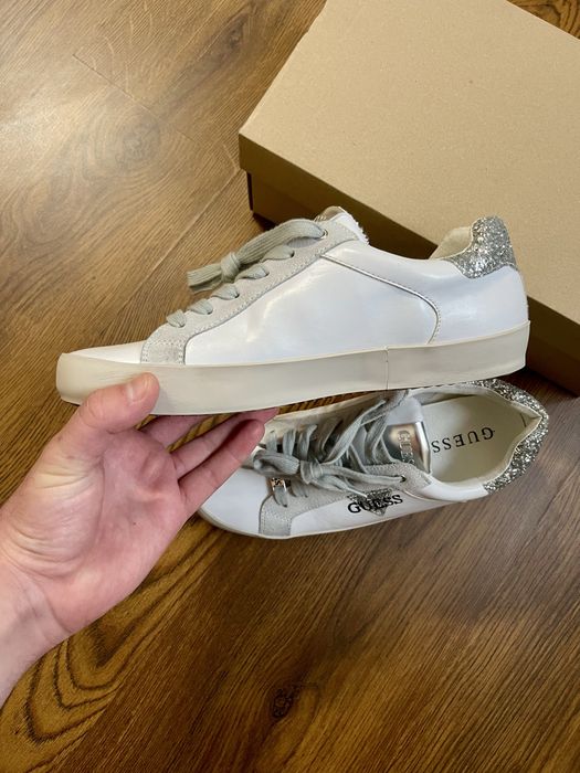 Adidasi / Sneakers Guess Grea