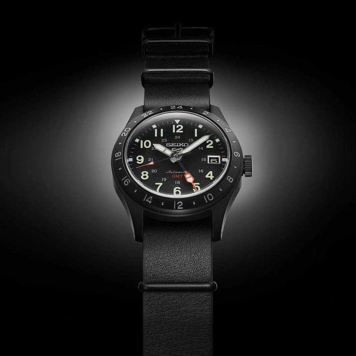 Seiko 5 Field GMT Black SSK025