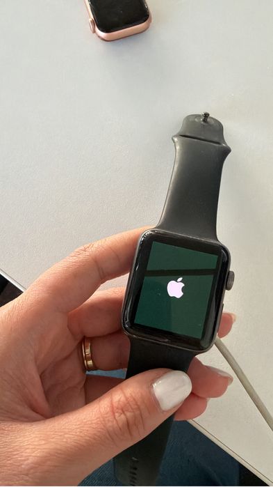 Apple Watch seria 2 - 42 mm