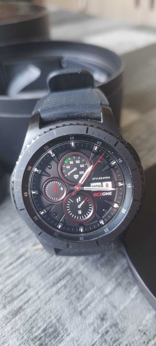 Смарт часовник Samsung Gear S3 Frontier ! Изключително запазен ! Пълен комплект !