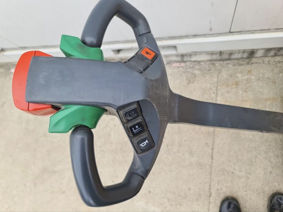 Vand Transpalet electric Jungheinrich Els 18