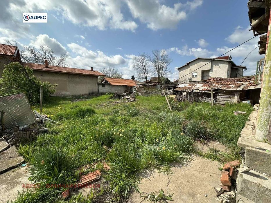 Къща в Плевен, област-гр.Долна Митрополия площ 60 цена 35000